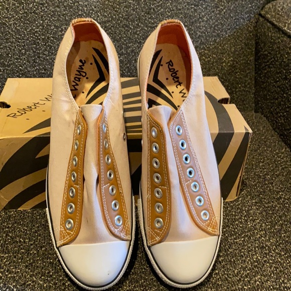 Robert Wayne Other - Robert Wayne Snickers Vantage Man’s